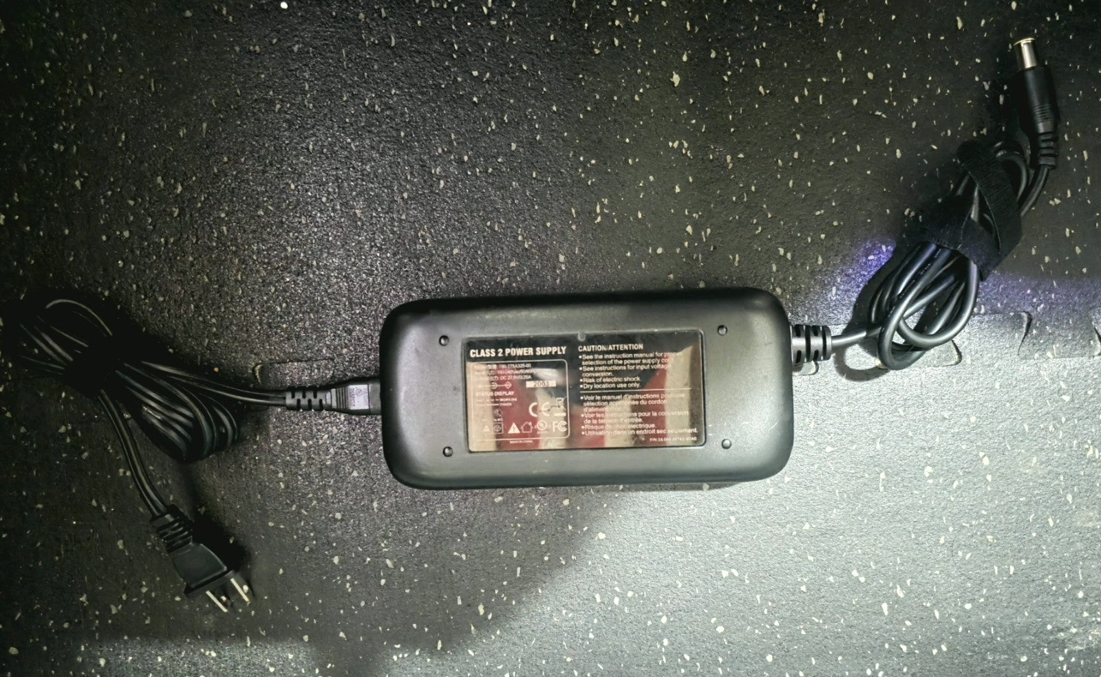 Class 2 Power Supply Model: T90-275A325-00