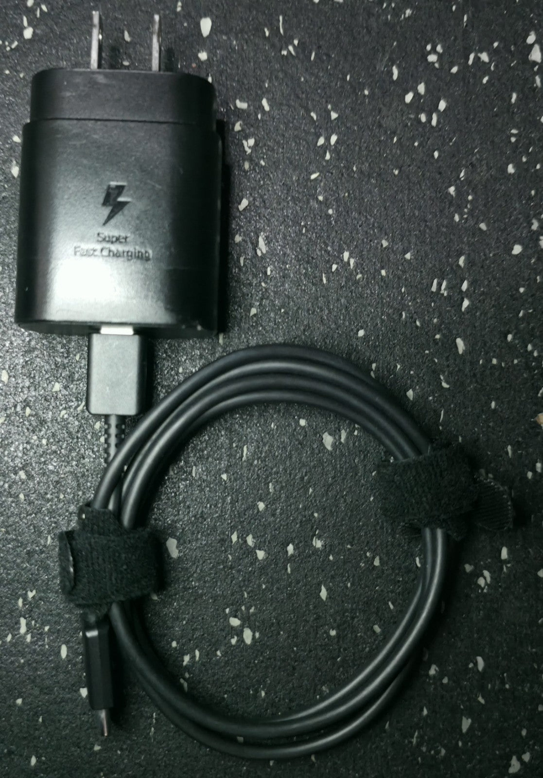 SAMSUNG 25W USB-C Super Fast Charging Wall Charger - Black